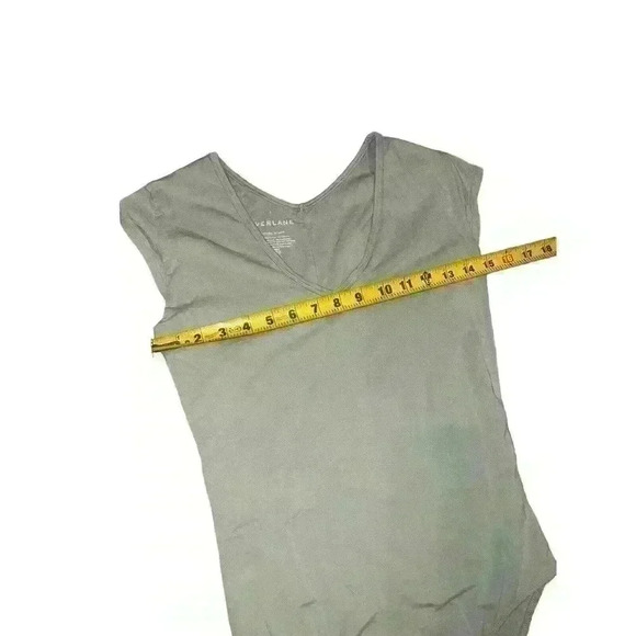 Everlane Light Green Short Sleeve V Neck Bodysuit Size Small - Picture 6 of 6
